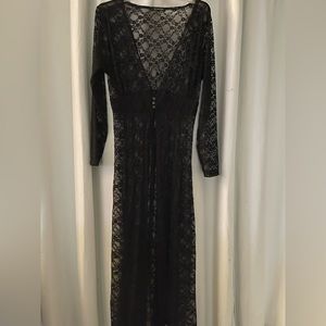 UpS and Down black lace sexy maxi